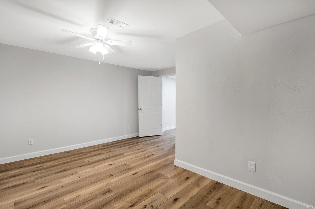 2860 Maplewood Drive Property Photo 35
