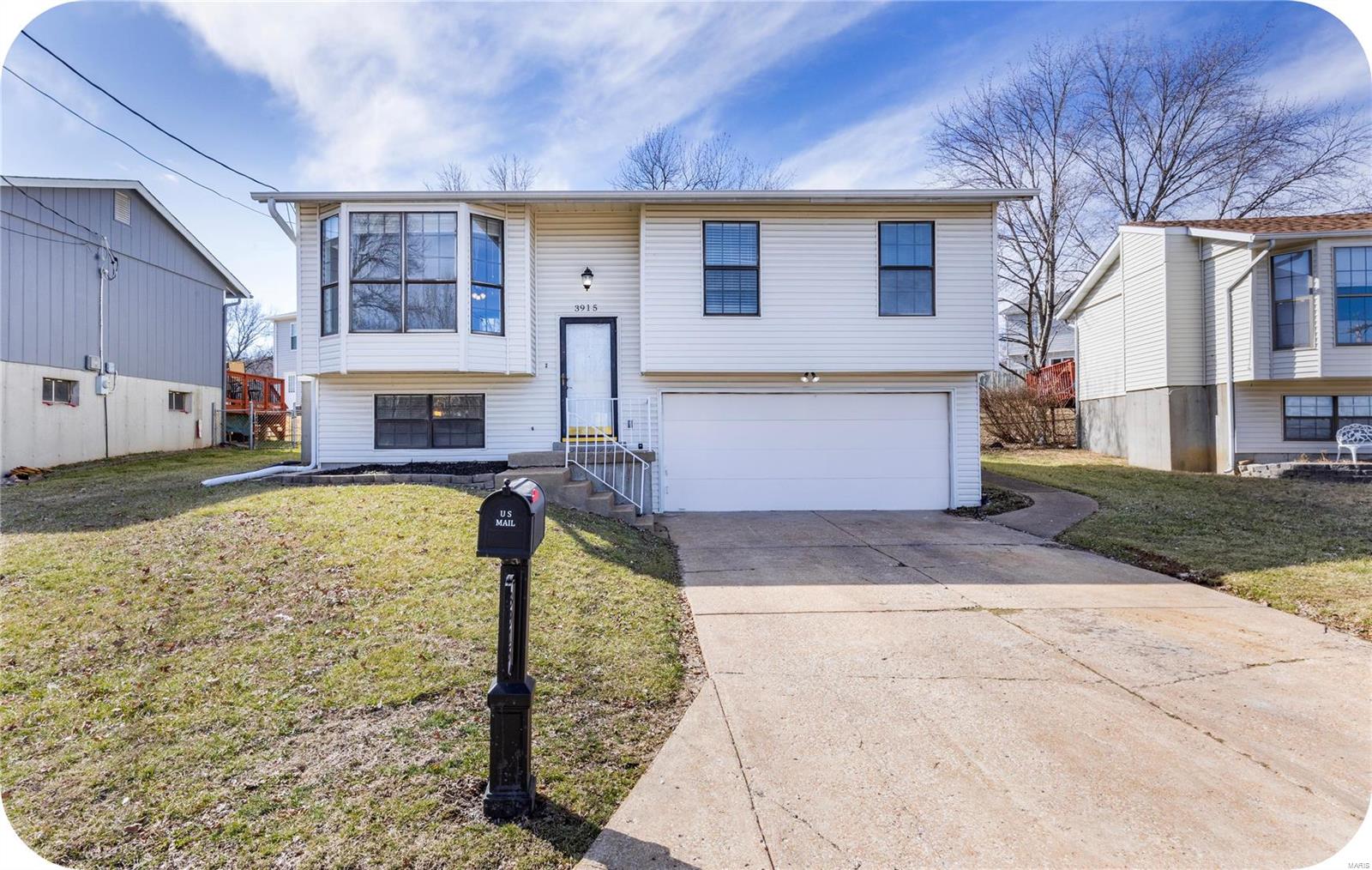 3915 Ryan Road Property Photo 1