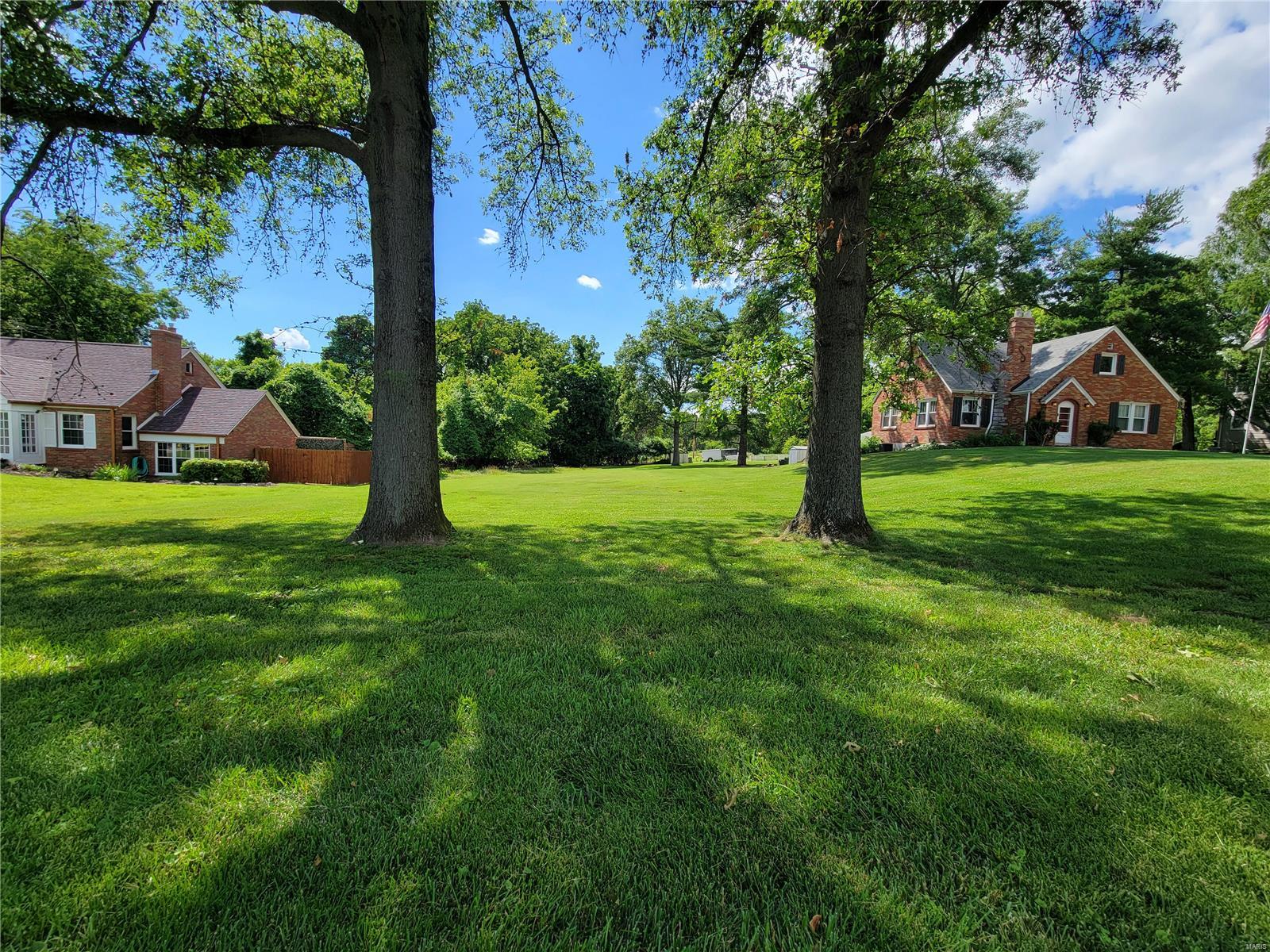 1201 Ross Avenue Property Photo 1