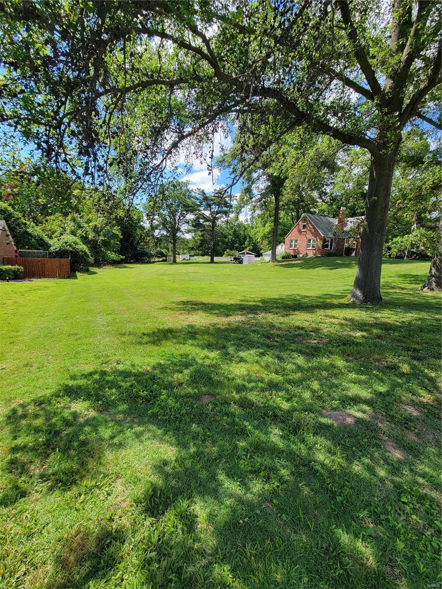 1201 Ross Avenue Property Photo 2