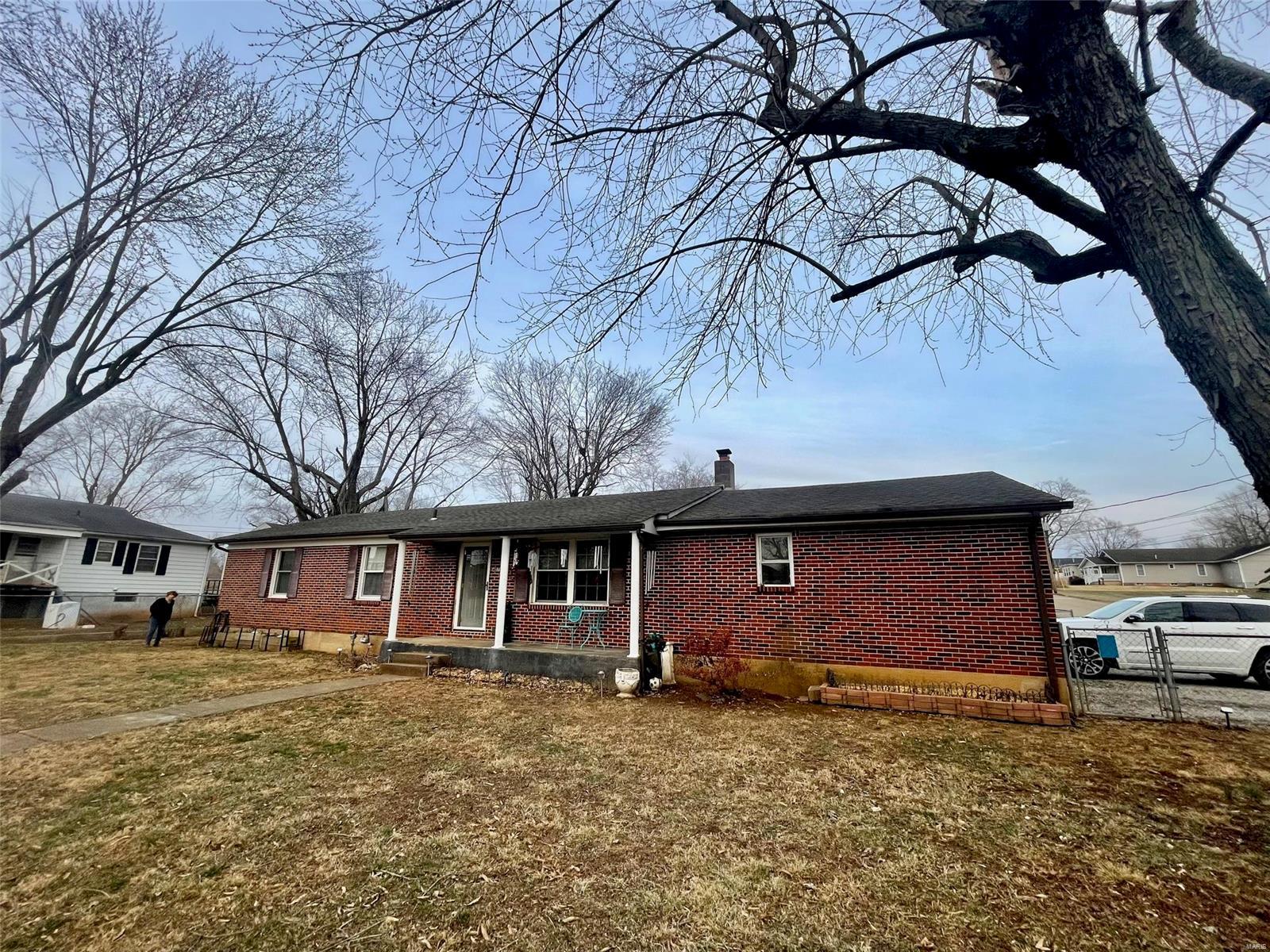 407 Southwood Avenue Property Photo 2