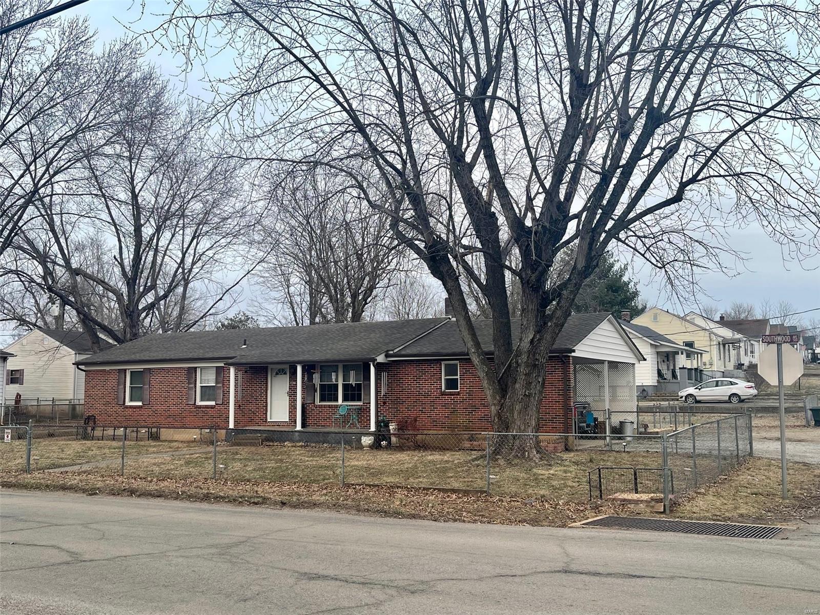 407 Southwood Avenue Property Photo 3