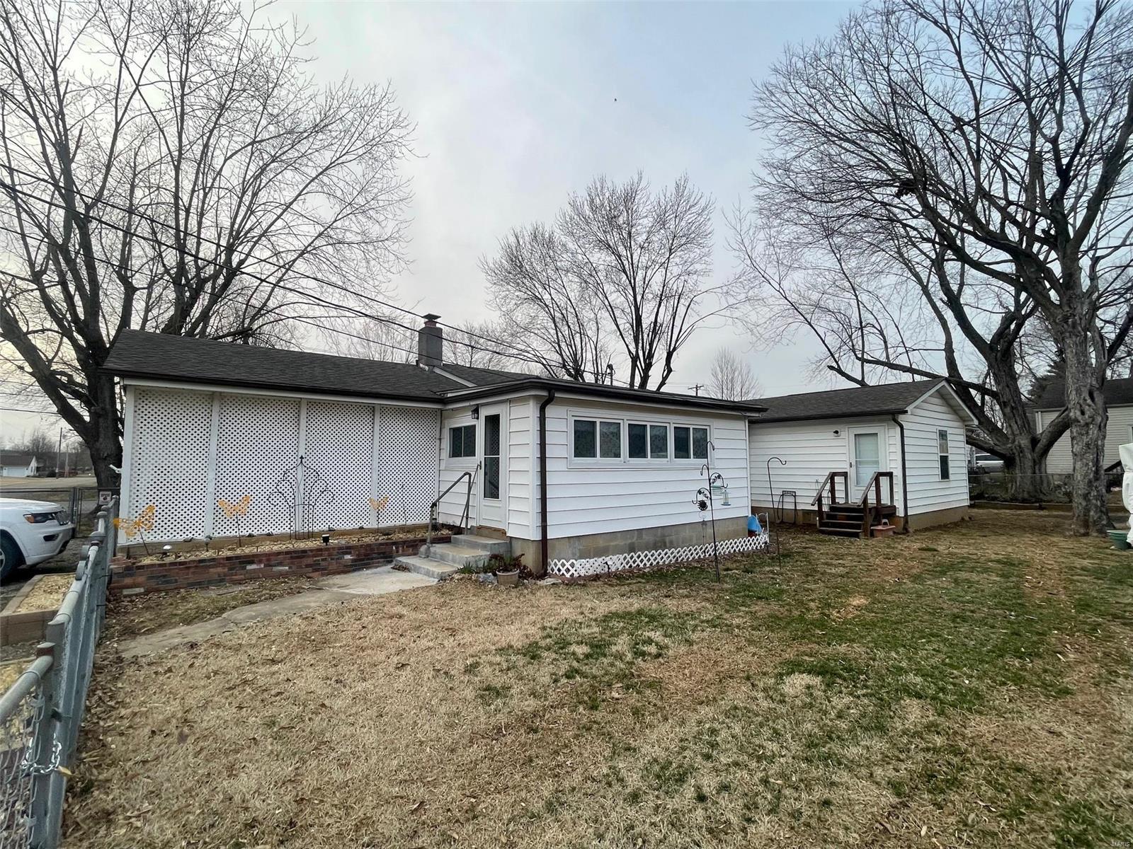 407 Southwood Avenue Property Photo 7