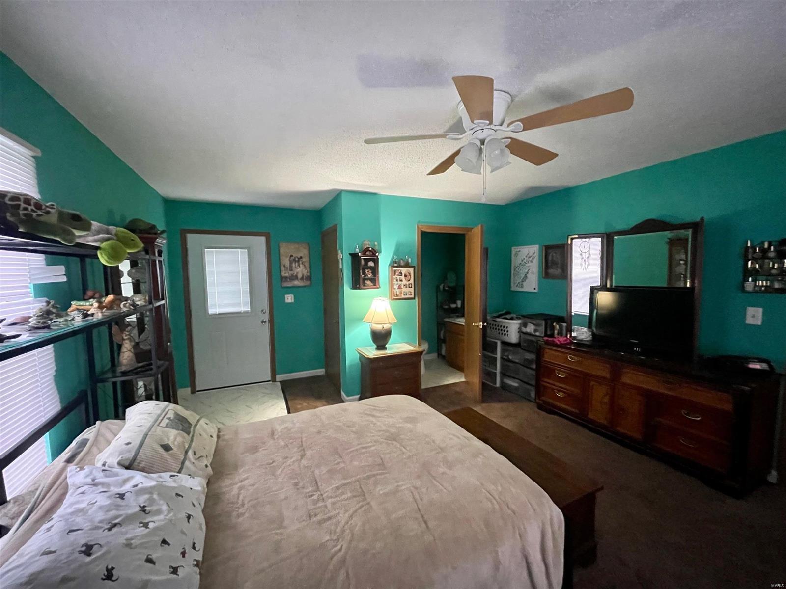 407 Southwood Avenue Property Photo 14