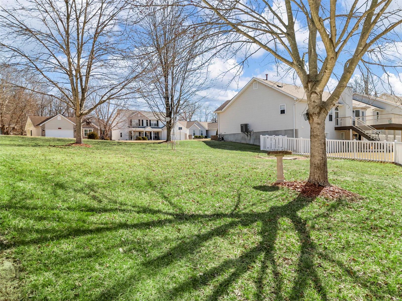 1108 Oak Hollow Drive Property Photo 27