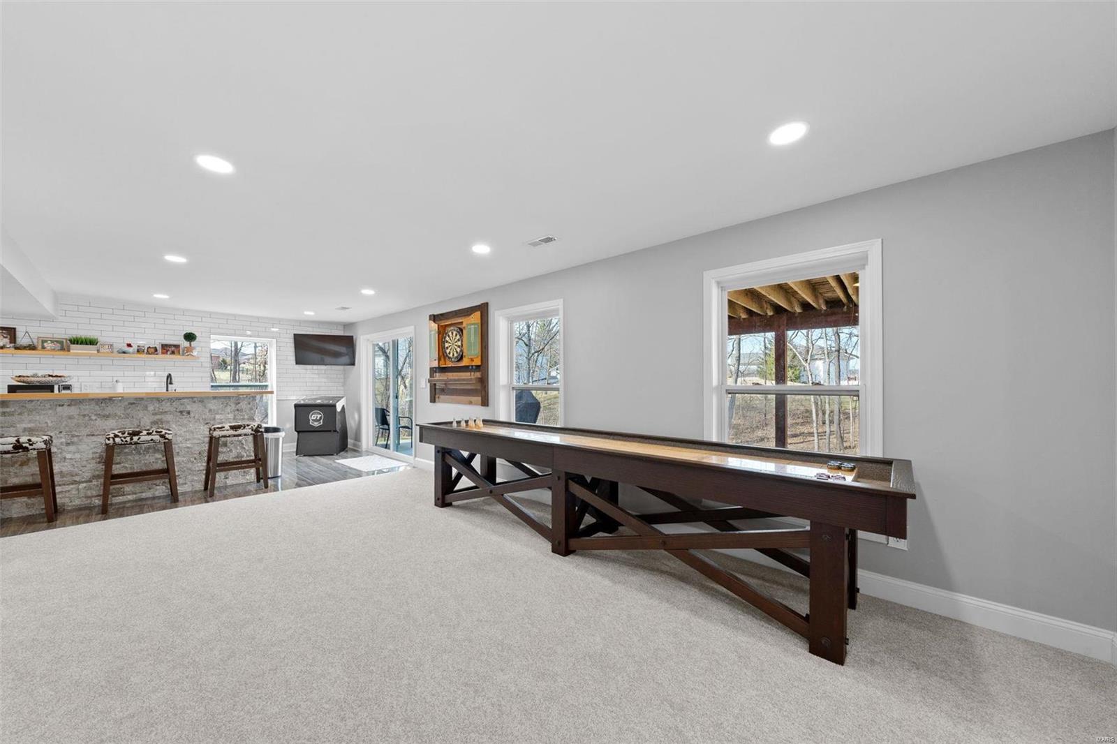 10241 Hawthorn Road Property Photo 33