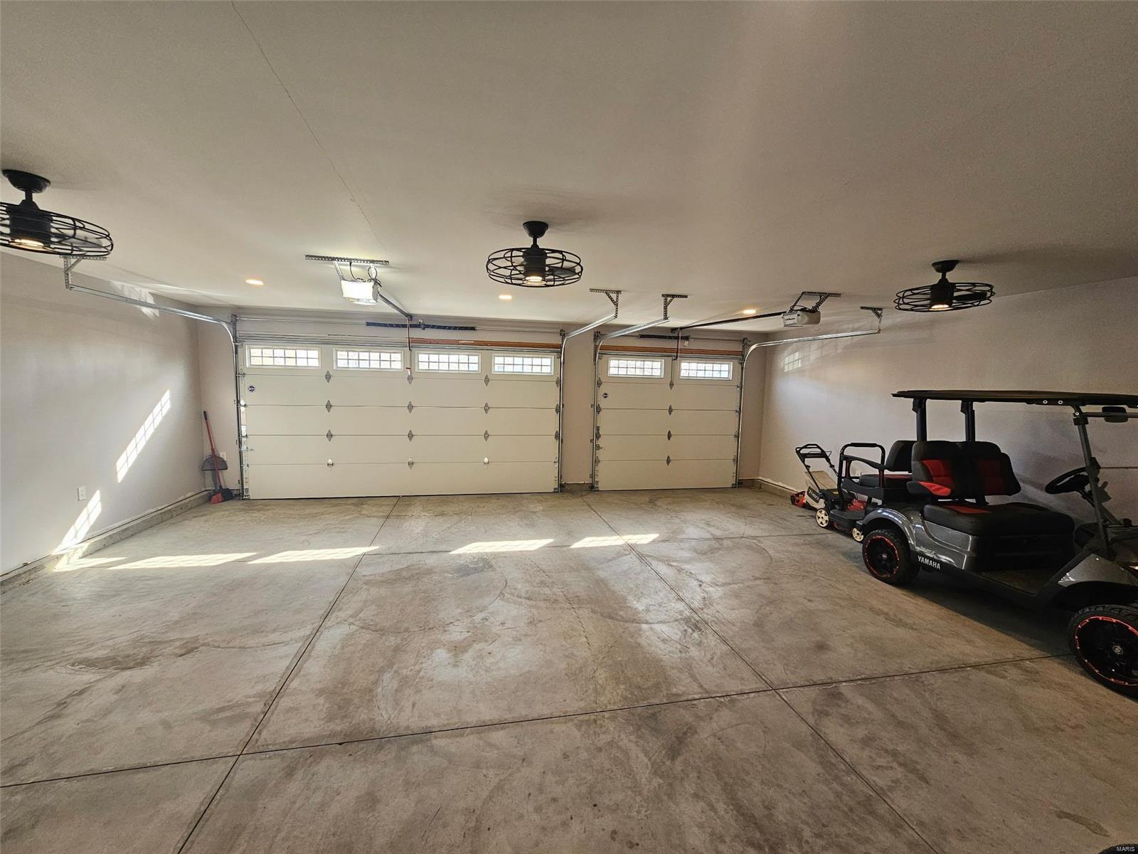 10241 Hawthorn Road Property Photo 47