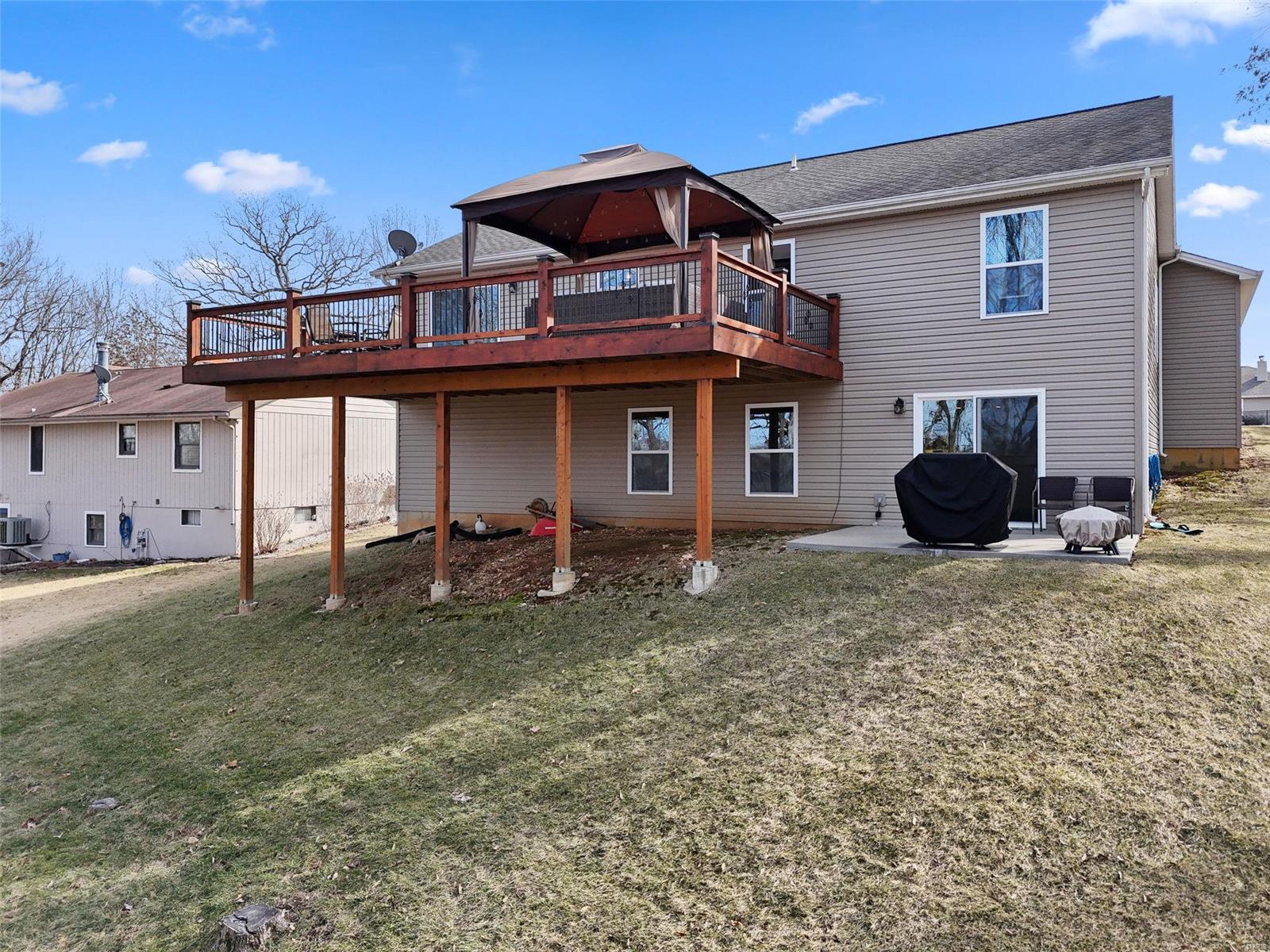 10241 Hawthorn Road Property Photo 53