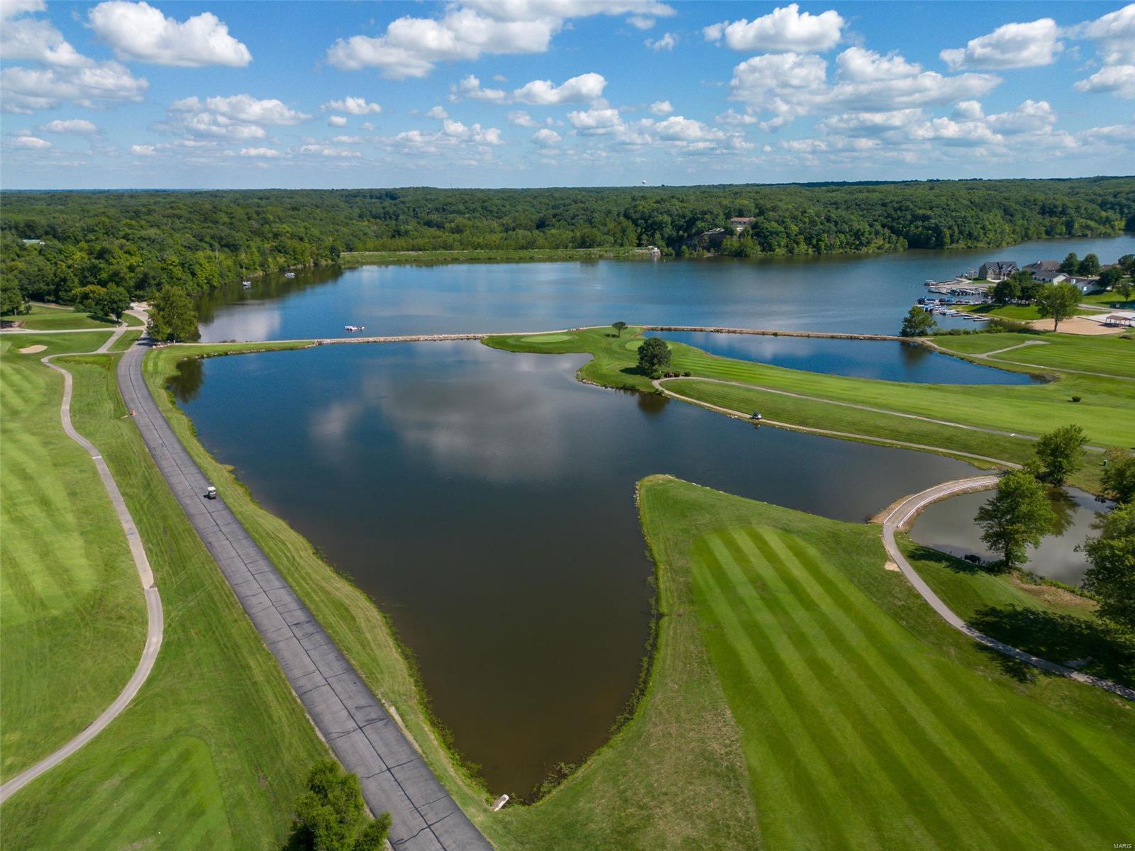 10241 Hawthorn Road Property Photo 61