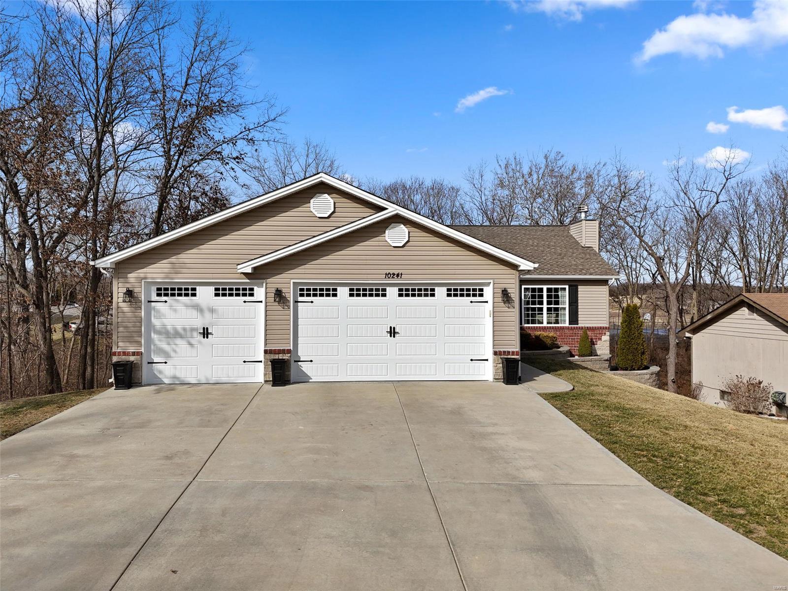 10241 Hawthorn Road Property Photo 76