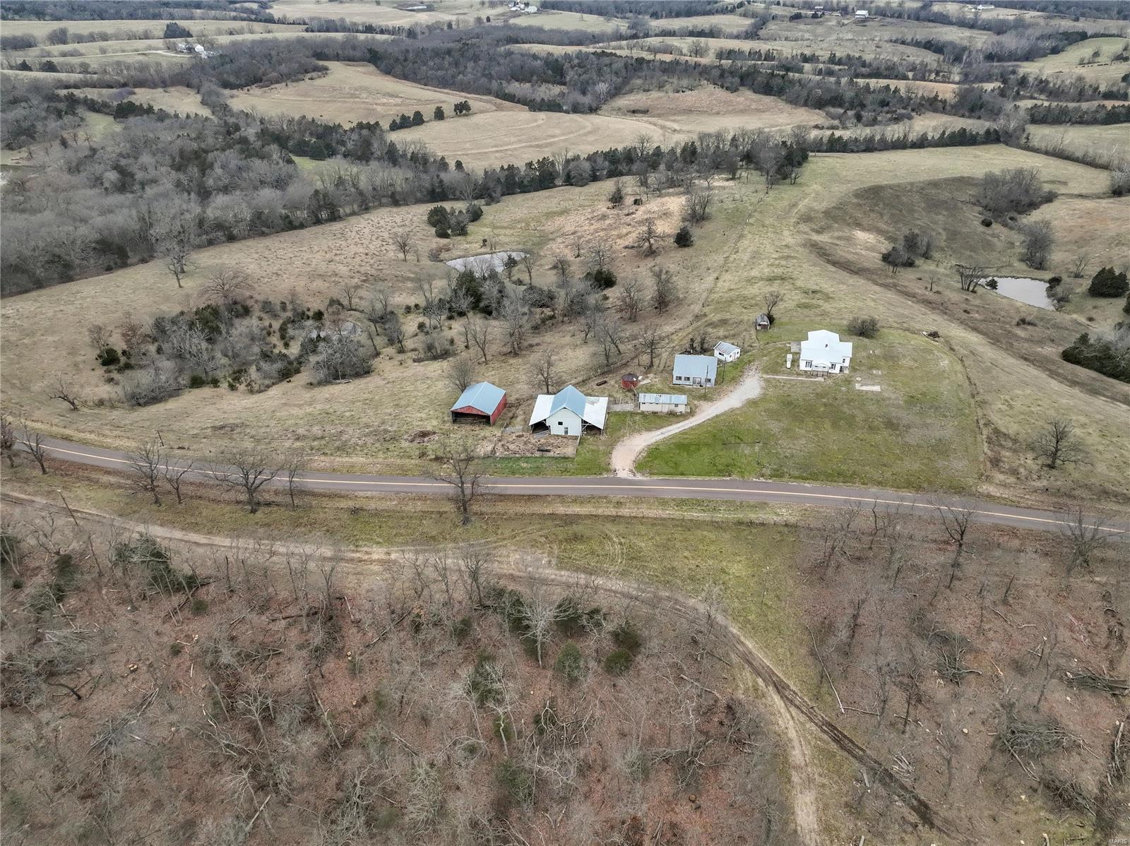 56096 Highway Property Photo 3
