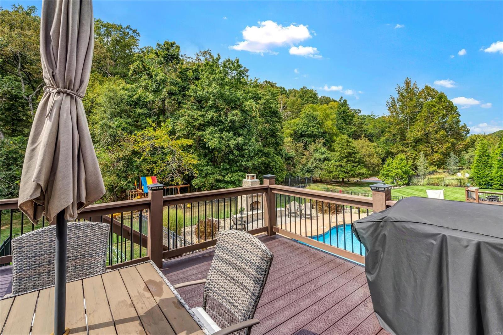 1045 Bridlewood Valley Pointe Property Photo 11