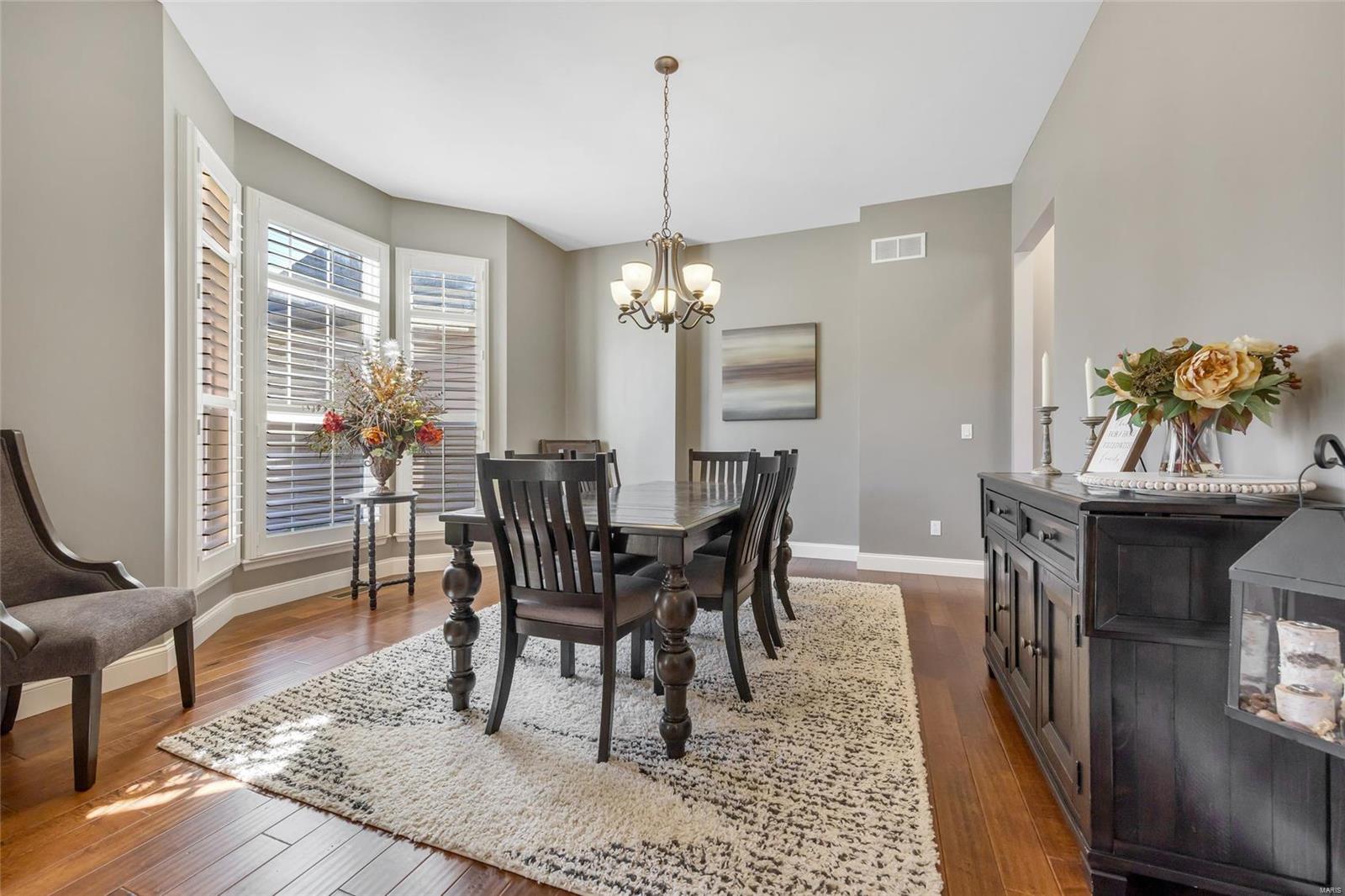 1045 Bridlewood Valley Pointe Property Photo 16