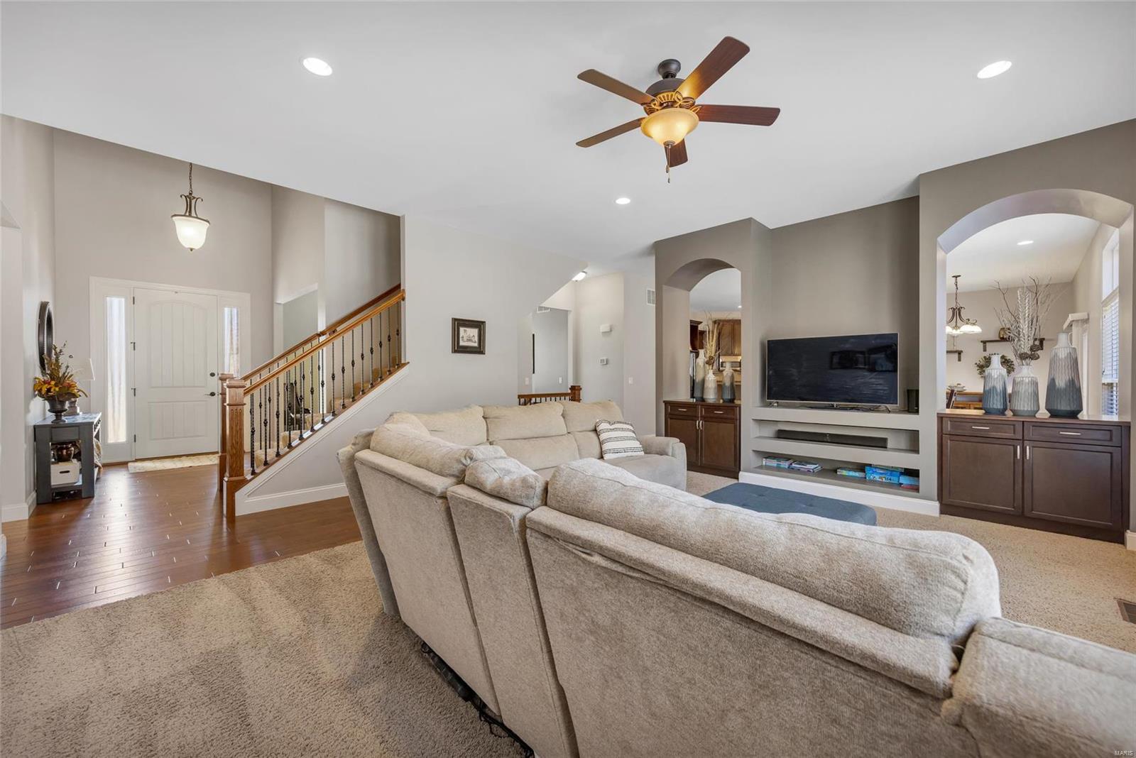 1045 Bridlewood Valley Pointe Property Photo 19
