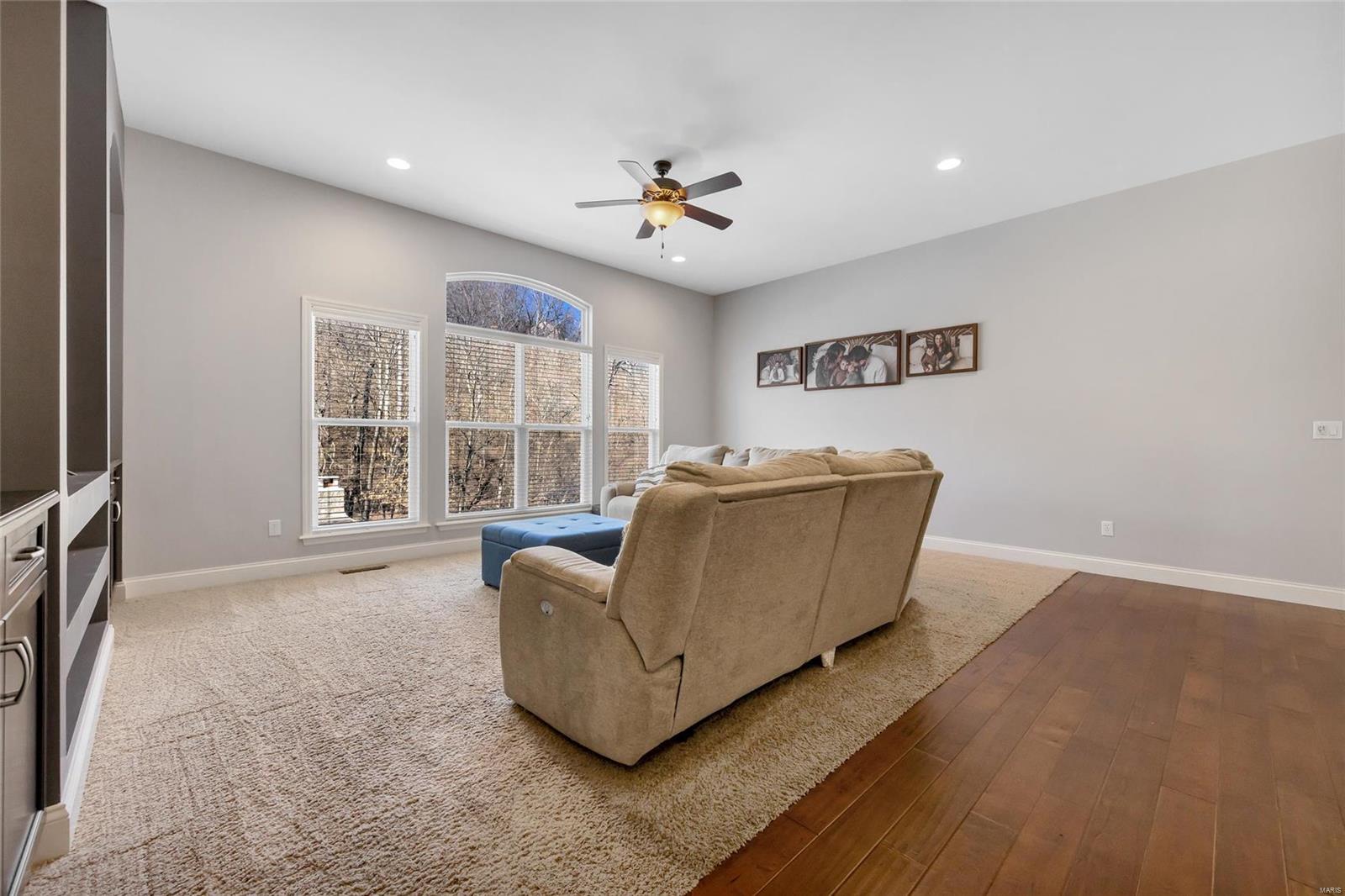 1045 Bridlewood Valley Pointe Property Photo 20