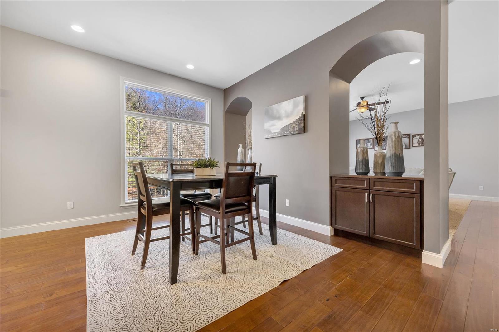 1045 Bridlewood Valley Pointe Property Photo 23