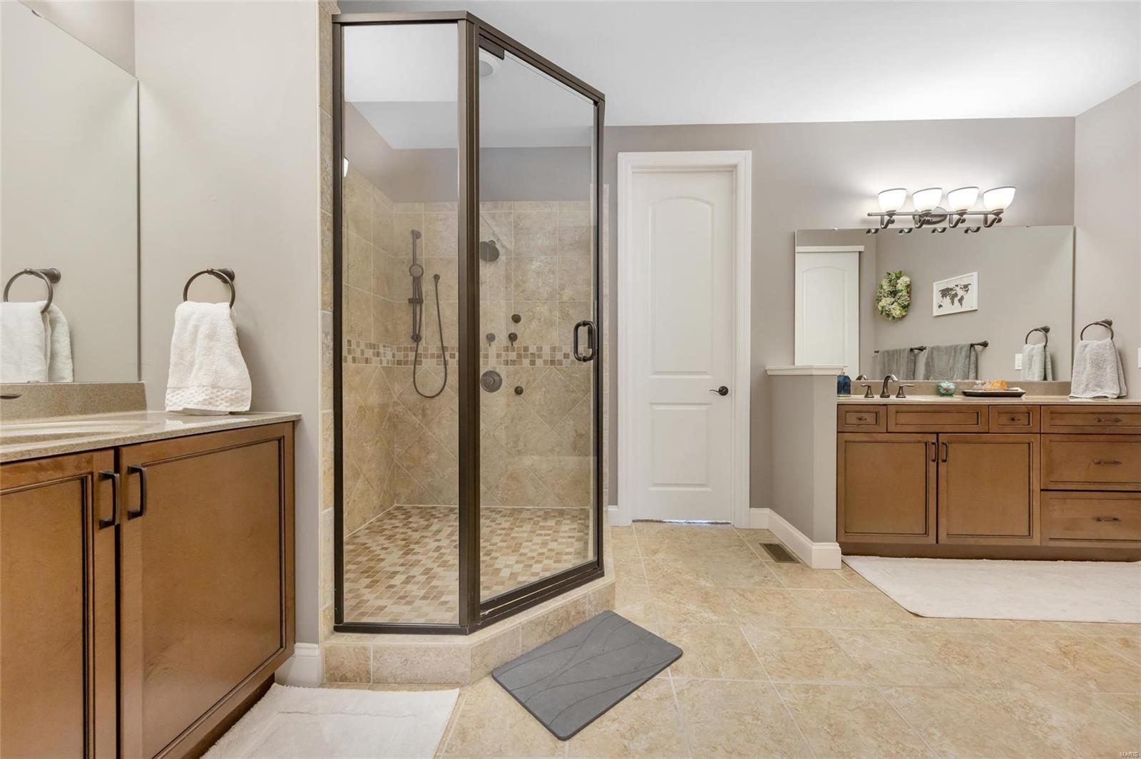 1045 Bridlewood Valley Pointe Property Photo 36
