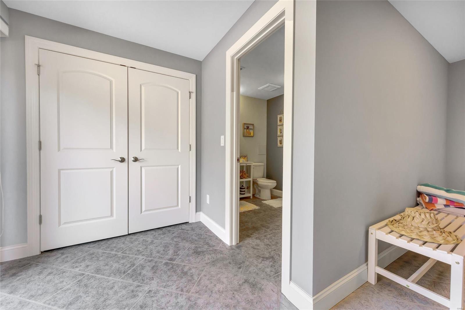 1045 Bridlewood Valley Pointe Property Photo 50