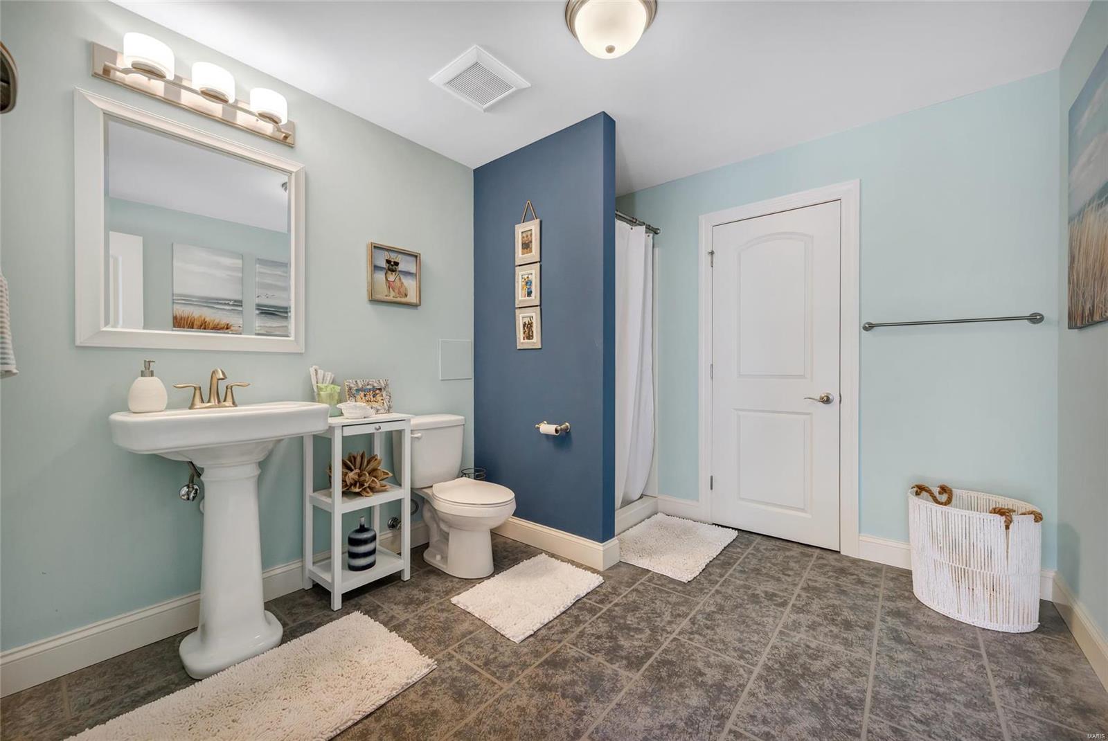 1045 Bridlewood Valley Pointe Property Photo 51