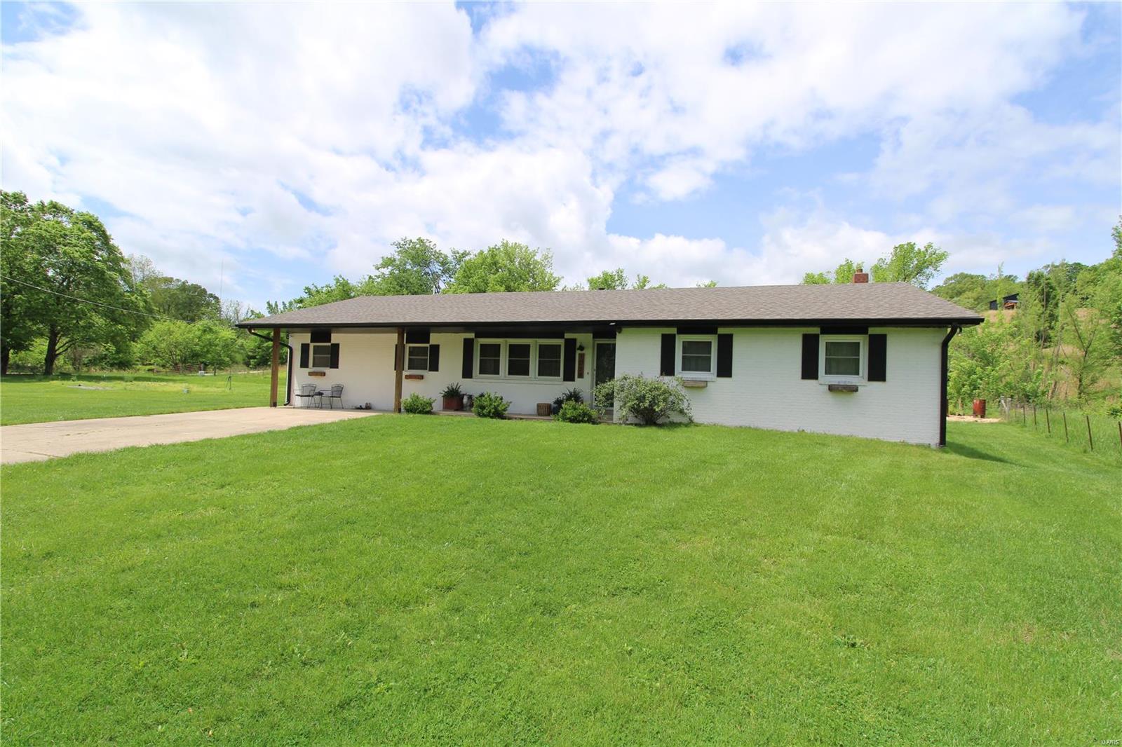 1028 County Road 606 Property Photo 1