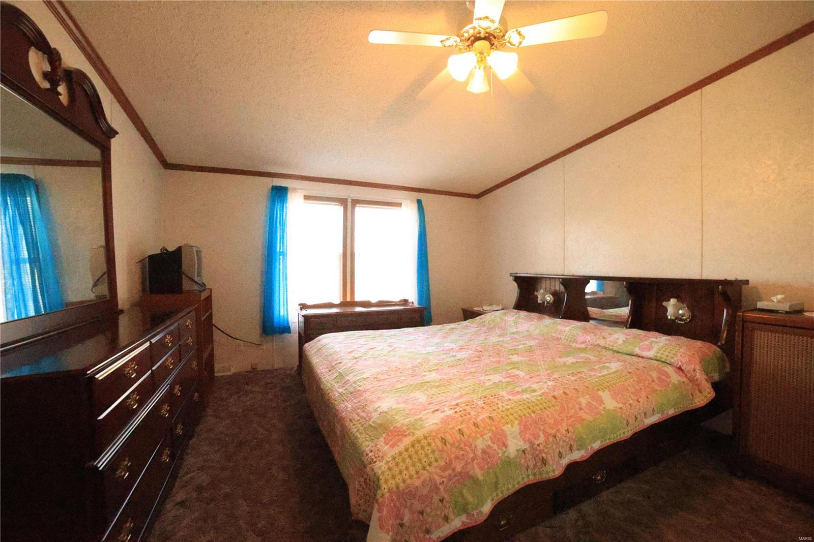 28 Lloyd Court Property Photo 7
