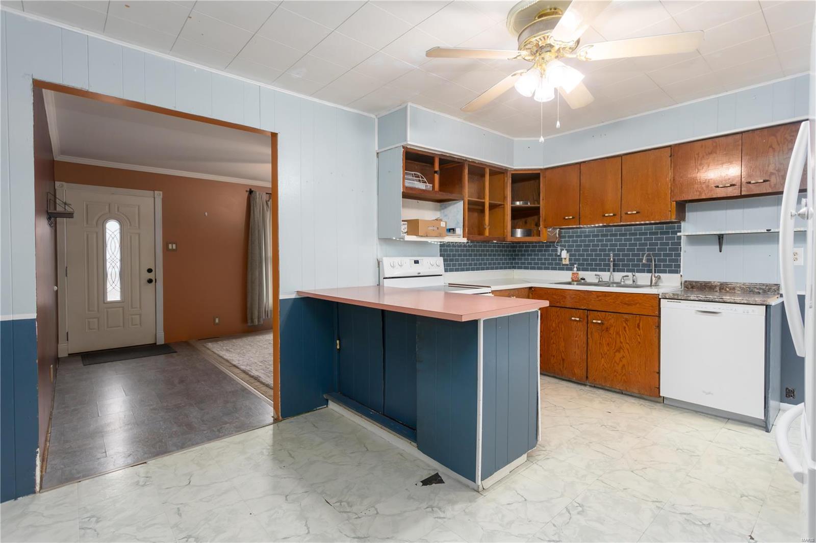 4161 Glendale Road Property Photo 7