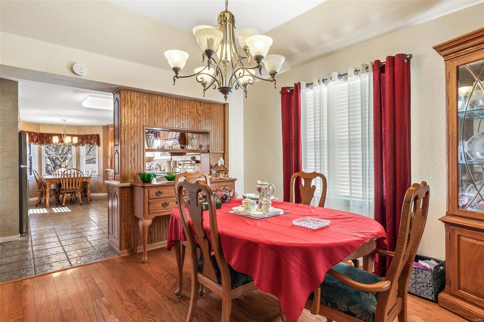 210 Bayberry Property Photo 6