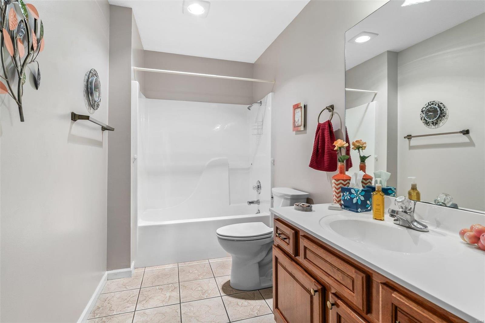 210 Bayberry Property Photo 16