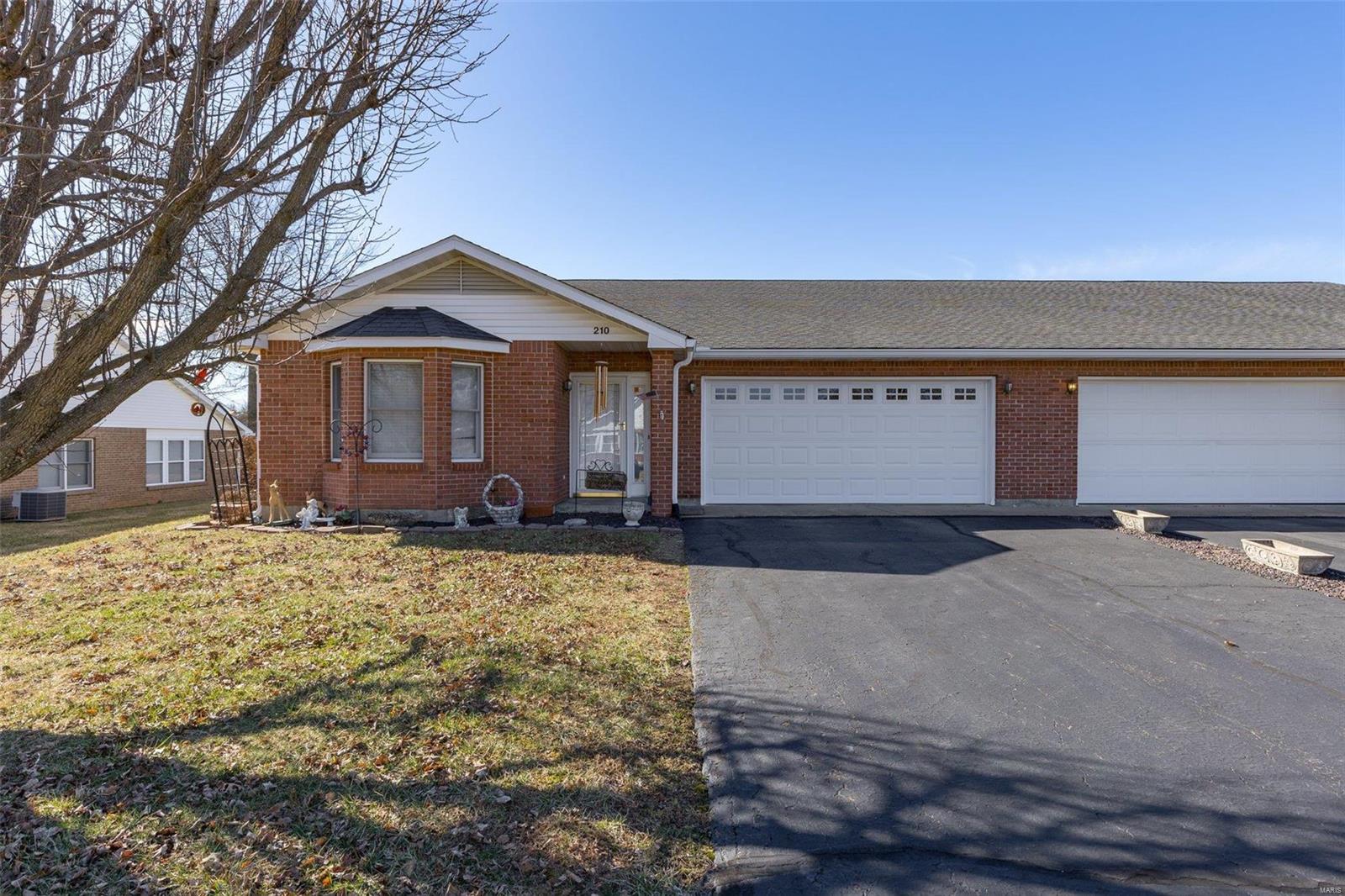 210 Bayberry Property Photo 27