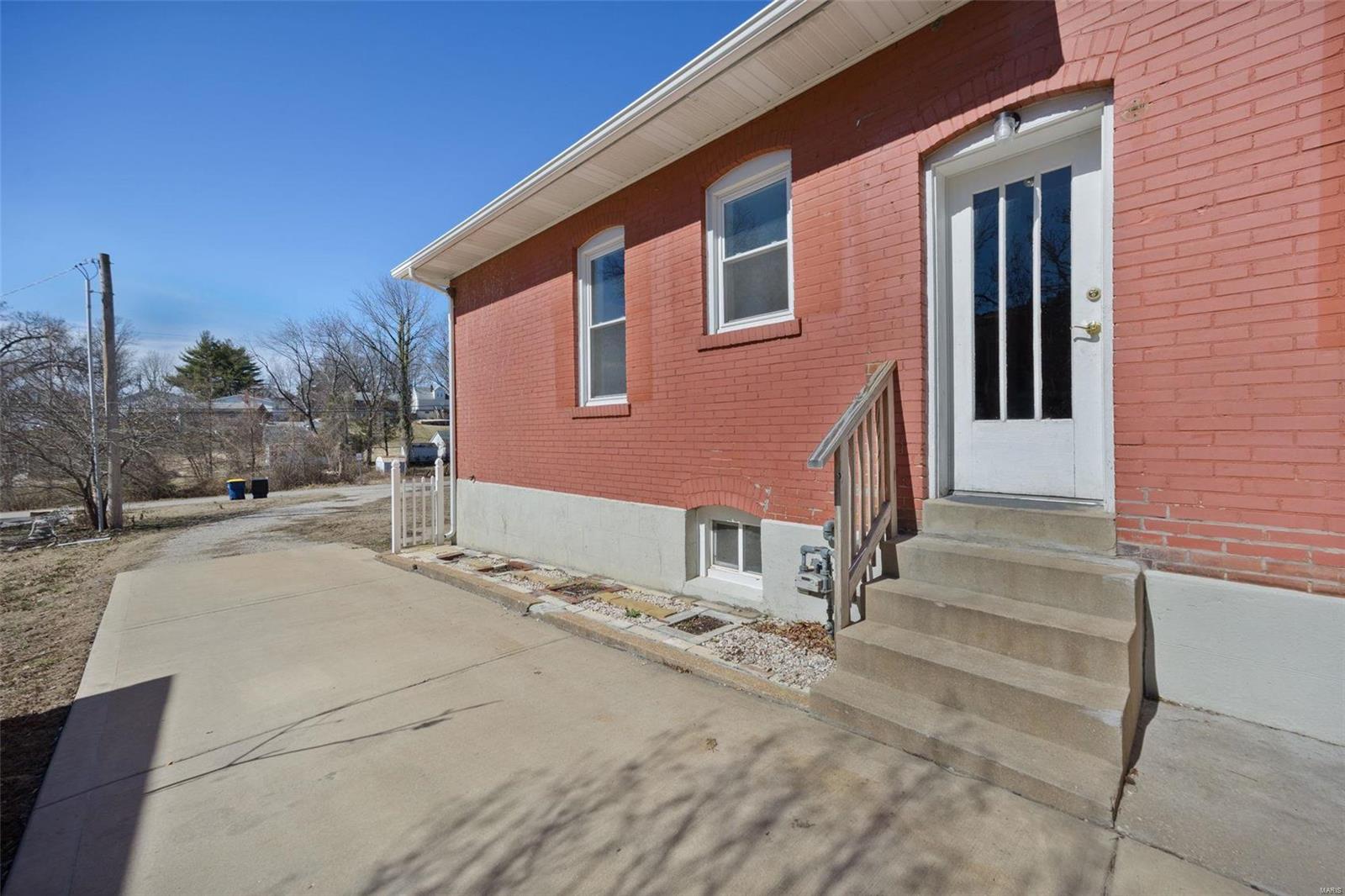 615 N Mill St Property Photo 25