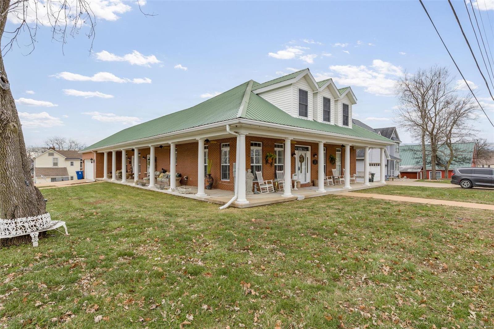 6024 4th Street Property Photo