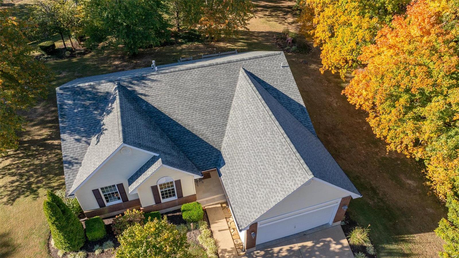 10 Kelly Circle Property Photo 2
