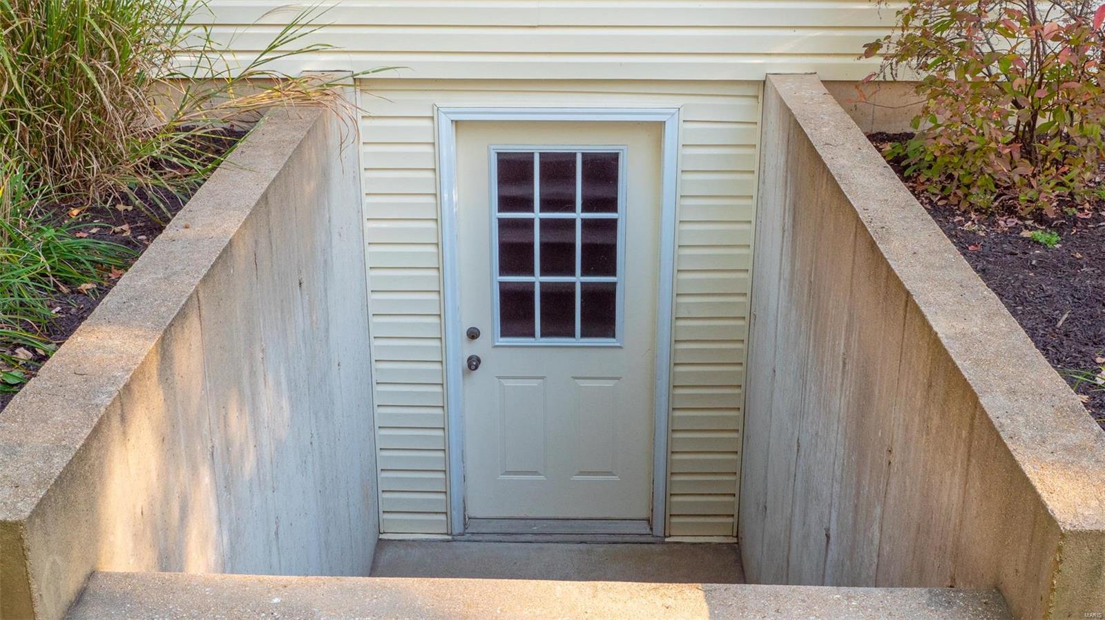 10 Kelly Circle Property Photo 6