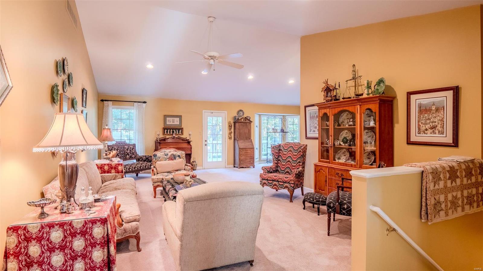 10 Kelly Circle Property Photo 15