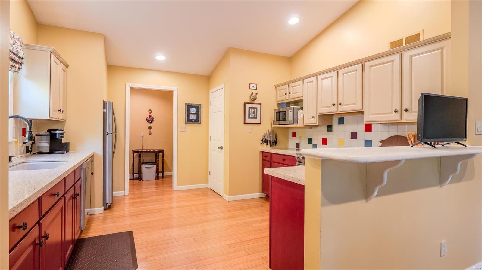 10 Kelly Circle Property Photo 18