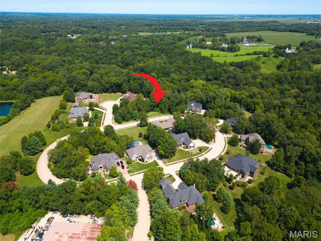 7447 Creek Ridge Lane Property Photo 5