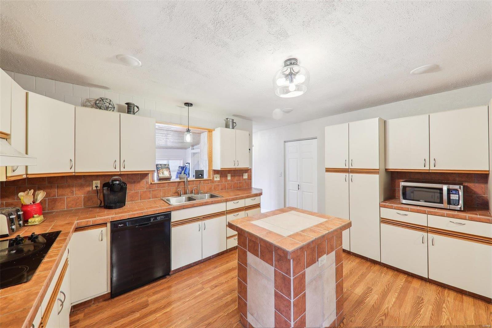 6101 Rosewood Lane Property Photo 26