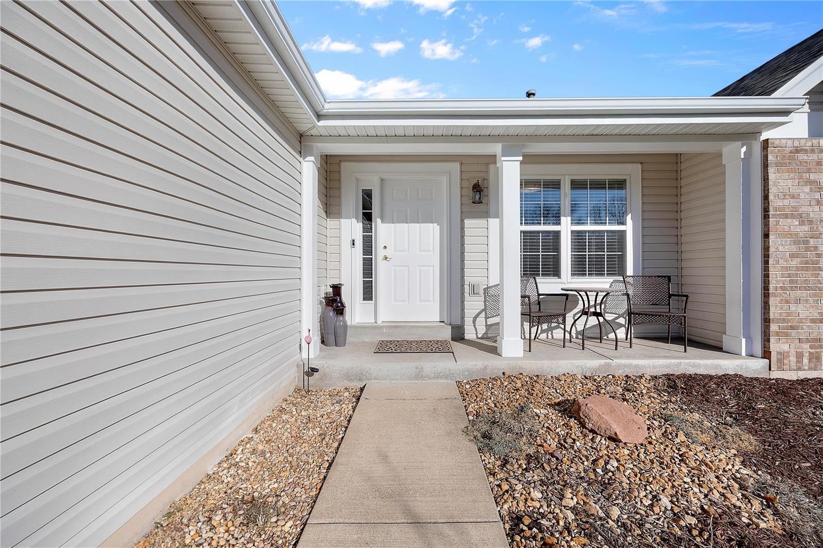 2435 Driftwood Court Property Photo 6