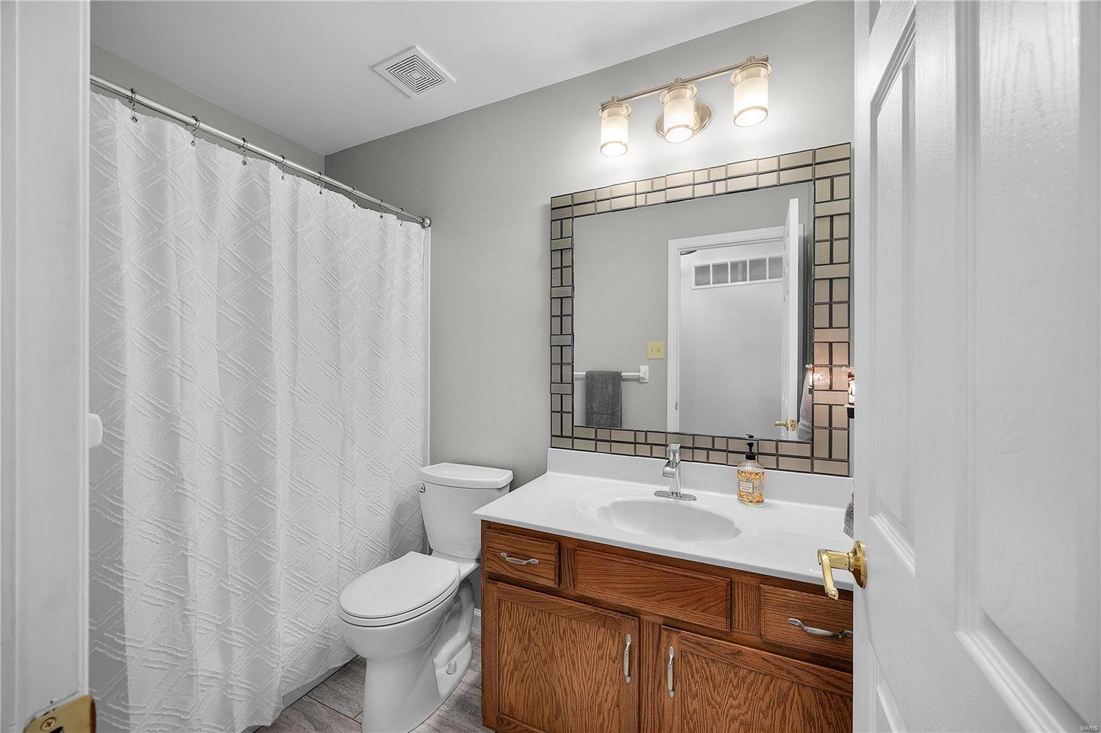 2435 Driftwood Court Property Photo 25