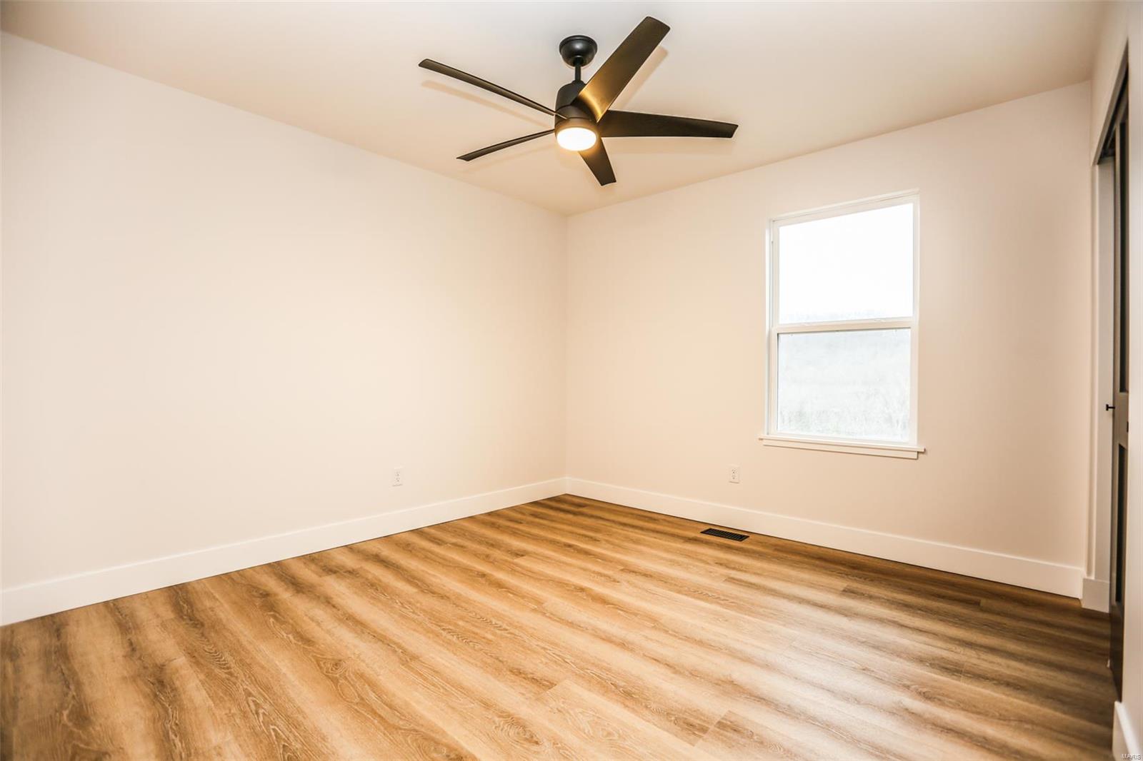 165 Tall Oaks Drive Property Photo 37