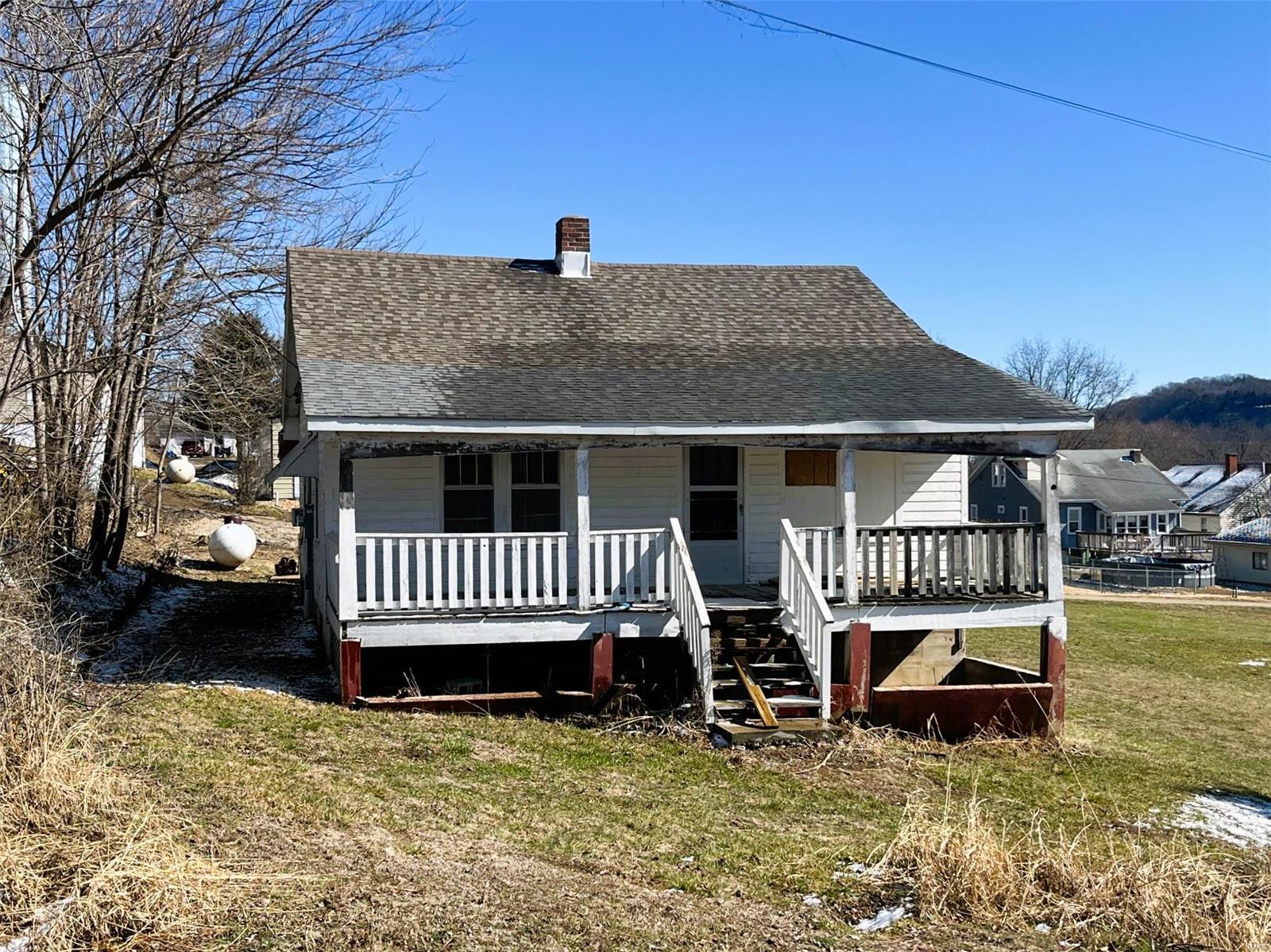 378 Ash Street Property Photo