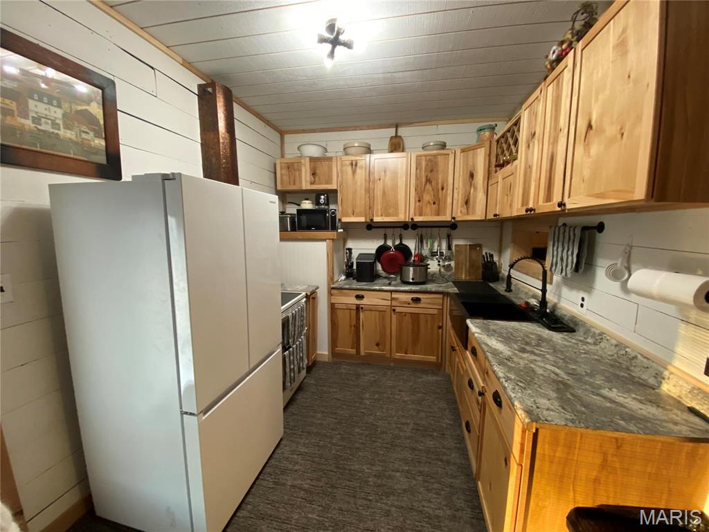 20731 Thousand Hills Trail Property Photo 36