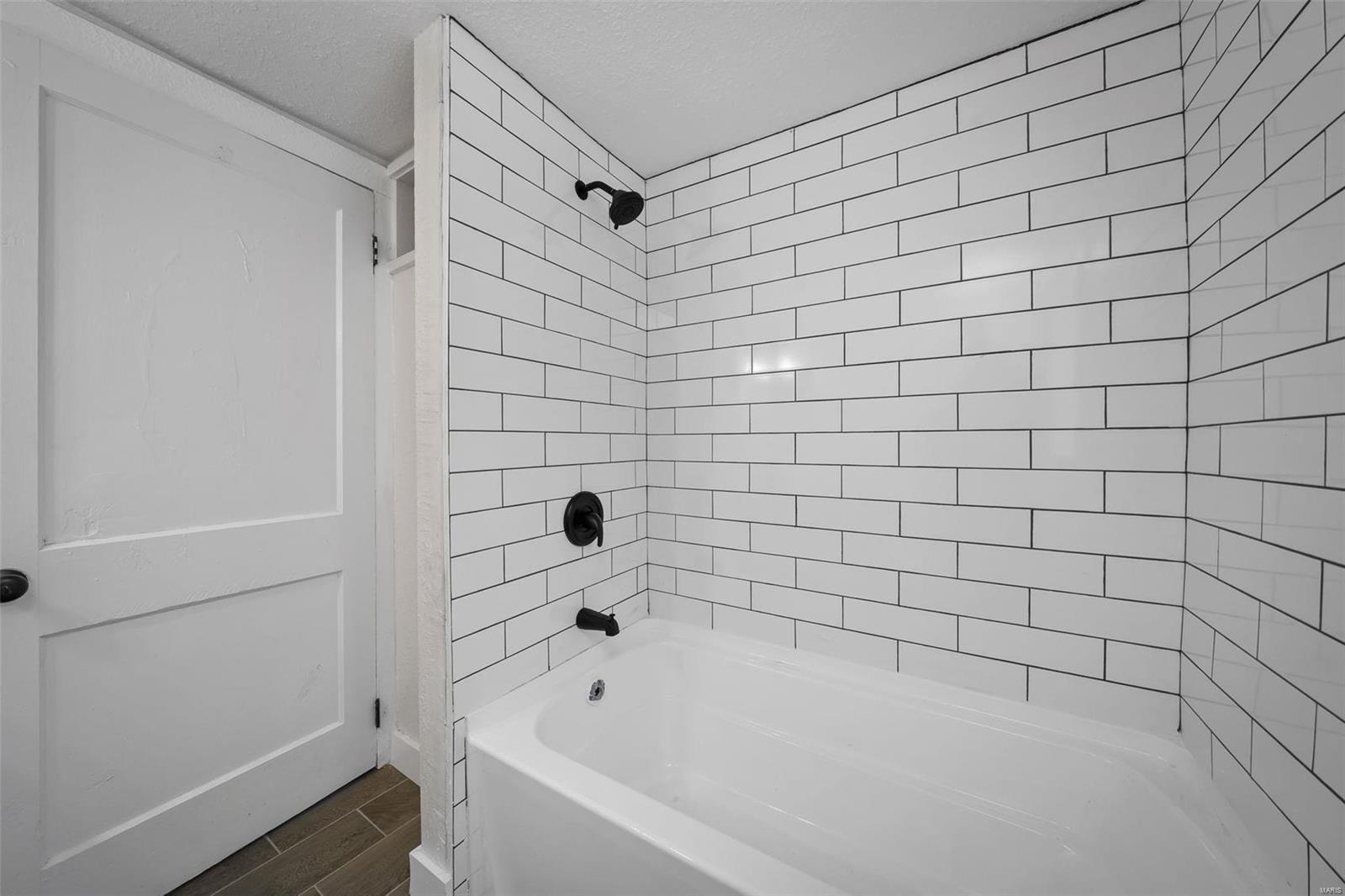 700 W Main Street Property Photo 16