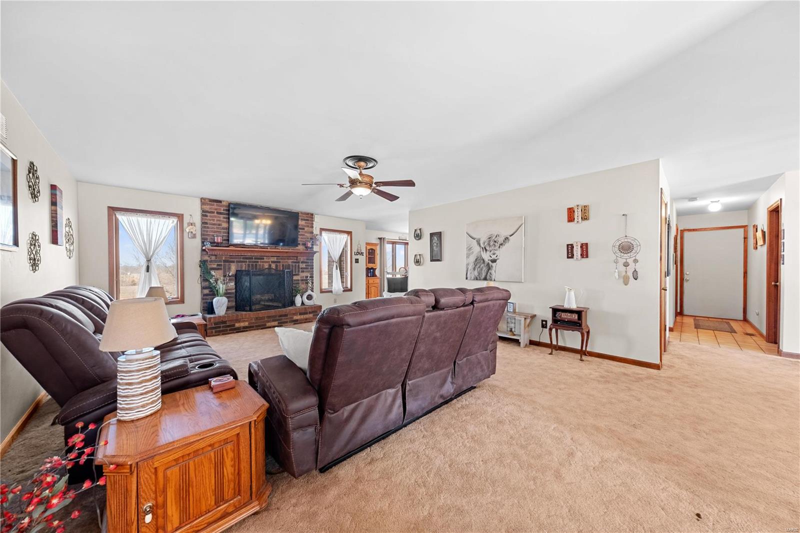2457 W Outer Highway 61 Property Photo 2