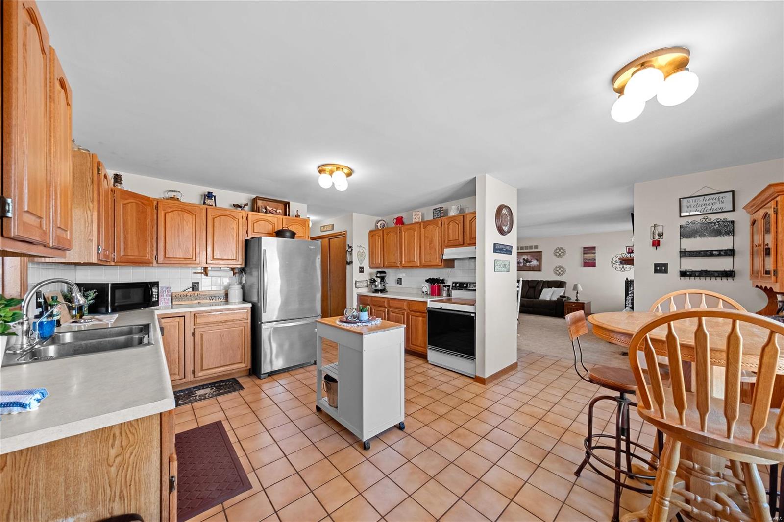 2457 W Outer Highway 61 Property Photo 11