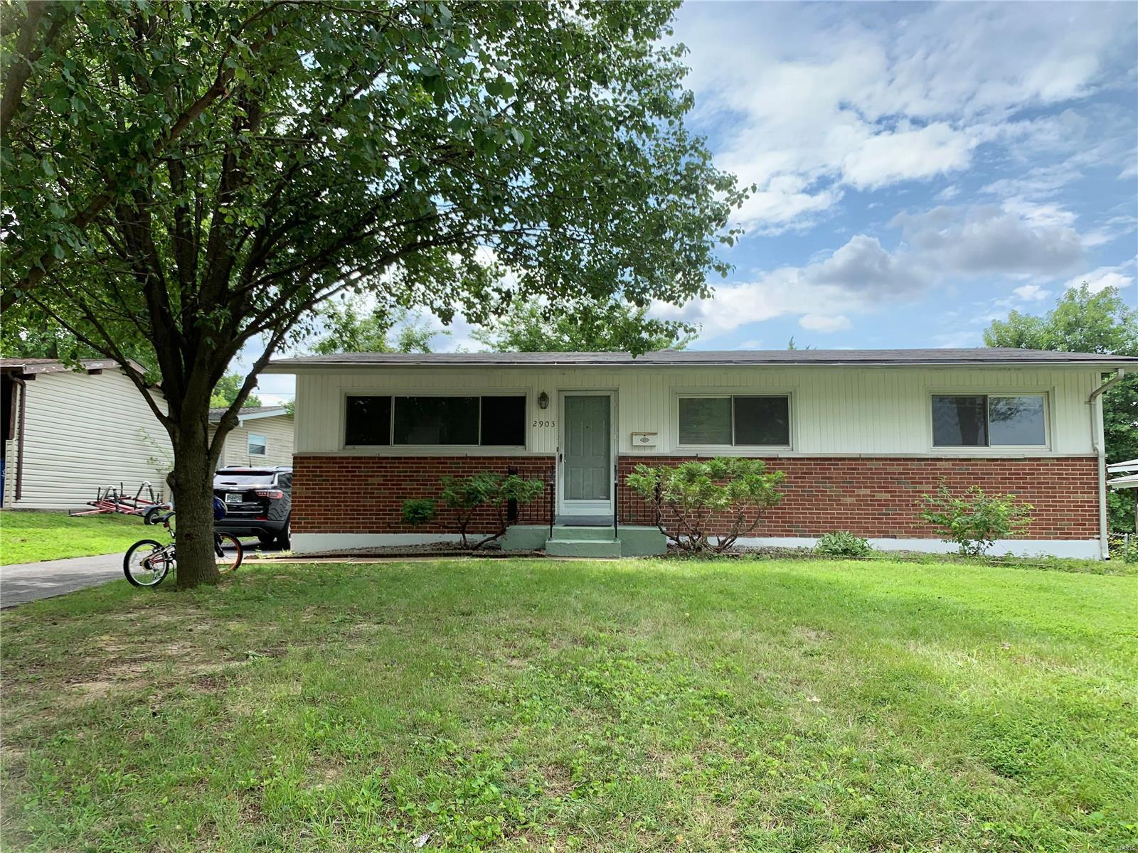 2903 Lesmer Court Property Photo 1