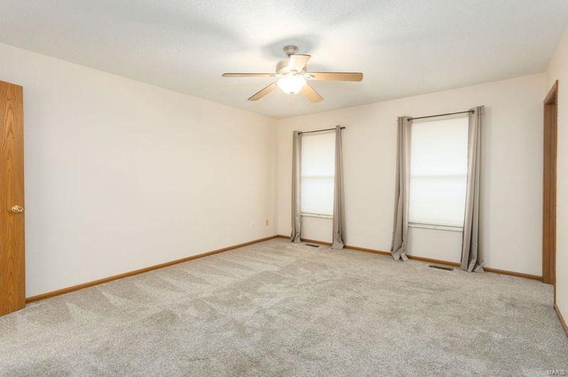 944 Falcon Drive Property Photo 14