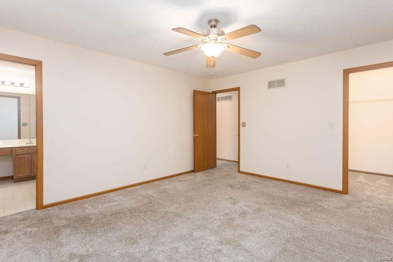 944 Falcon Drive Property Photo 16