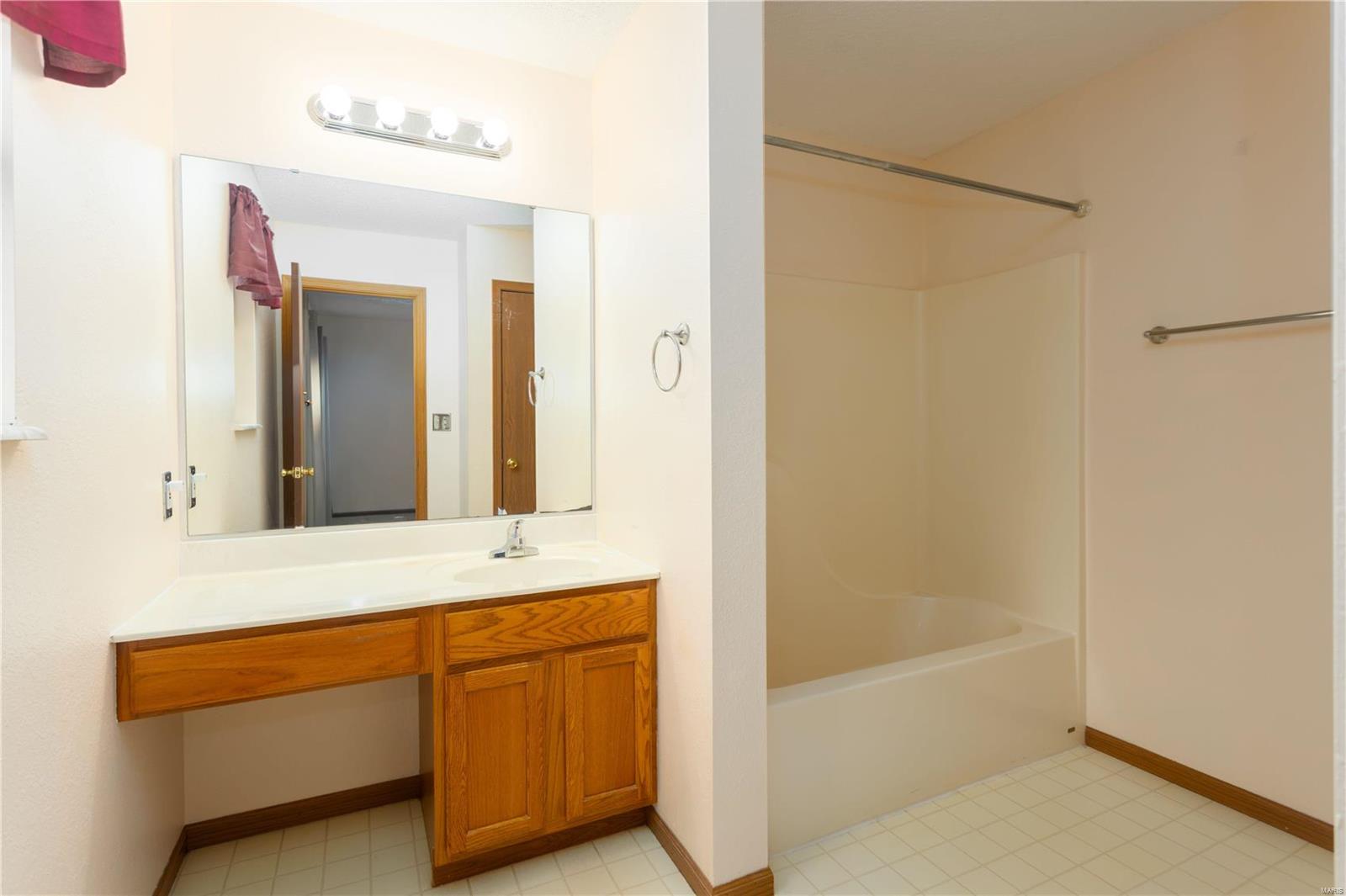 944 Falcon Drive Property Photo 17