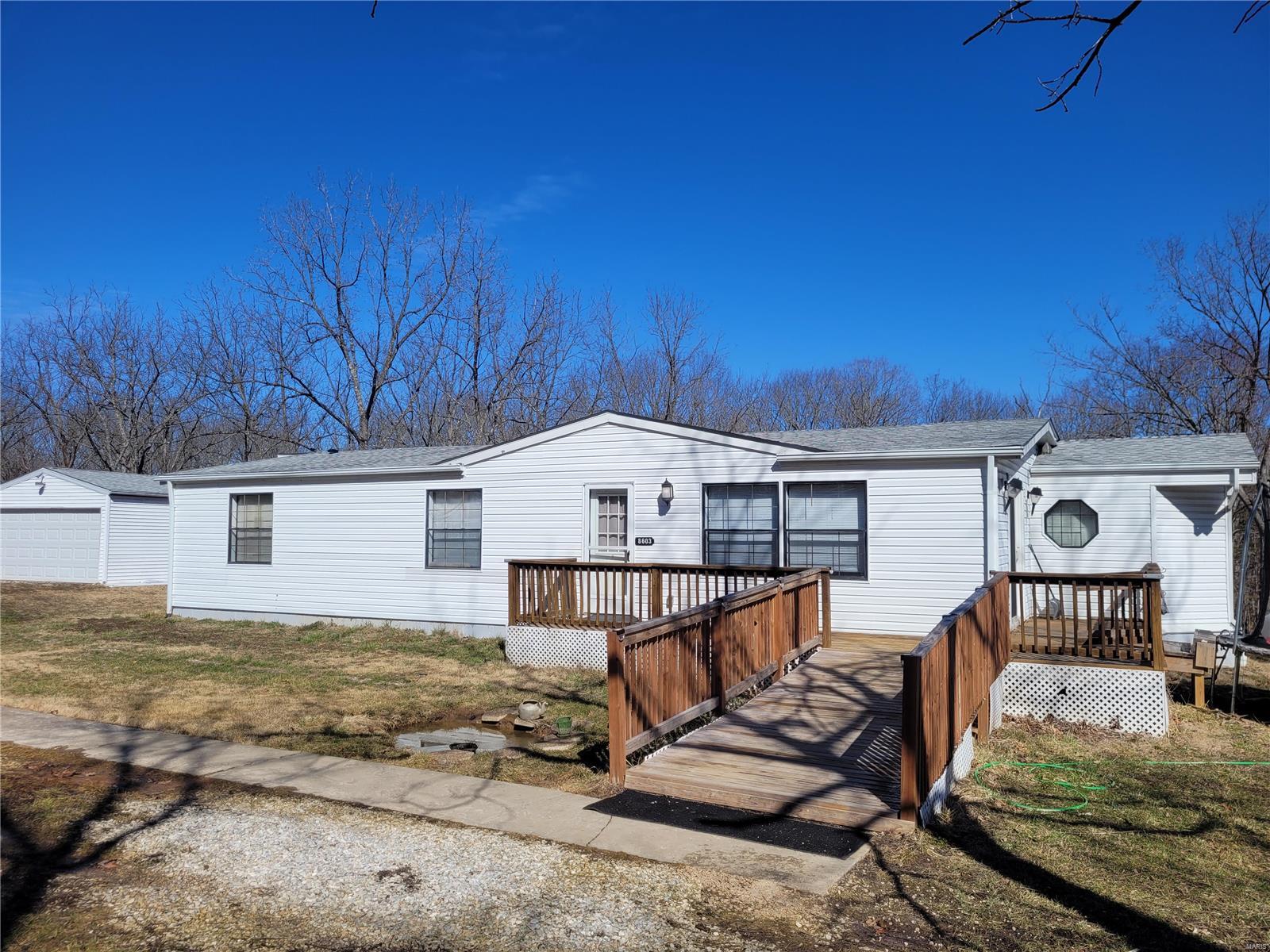 8603 State Road Y Property Photo